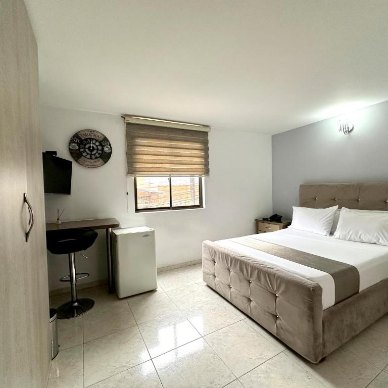 Hotel Roosevelt Plaza - Standard Double Room - 3
