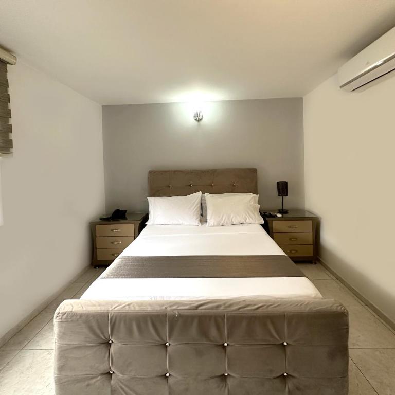 Hotel Roosevelt Plaza - Standard Double Room - 2