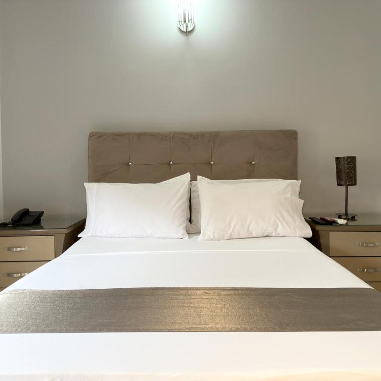 Hotel Roosevelt Plaza - Standard Double Room - 1