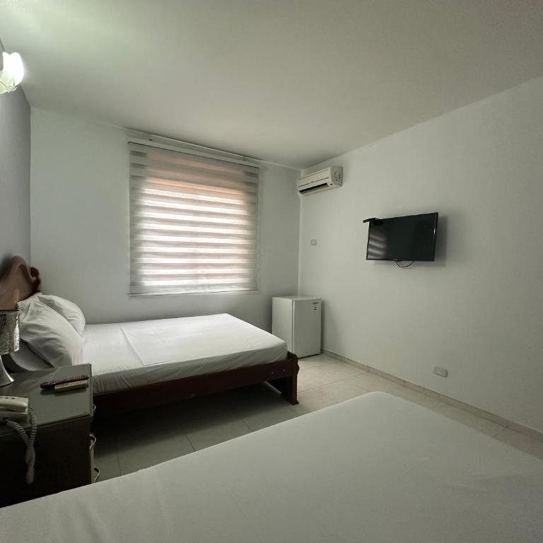 Hotel Roosevelt Plaza - Triple Room - 2