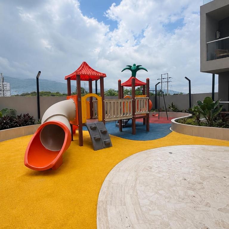 Apartamento moderno cerca de la playa - Hasta 6 huéspedes - Three-Bedroom Apartment - 16