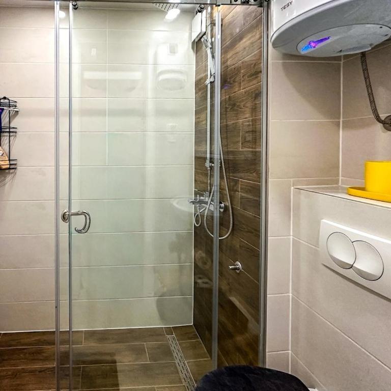 Colorful Cheyf in the city center - Apartman sa 1 Spavaćom Sobom - 5