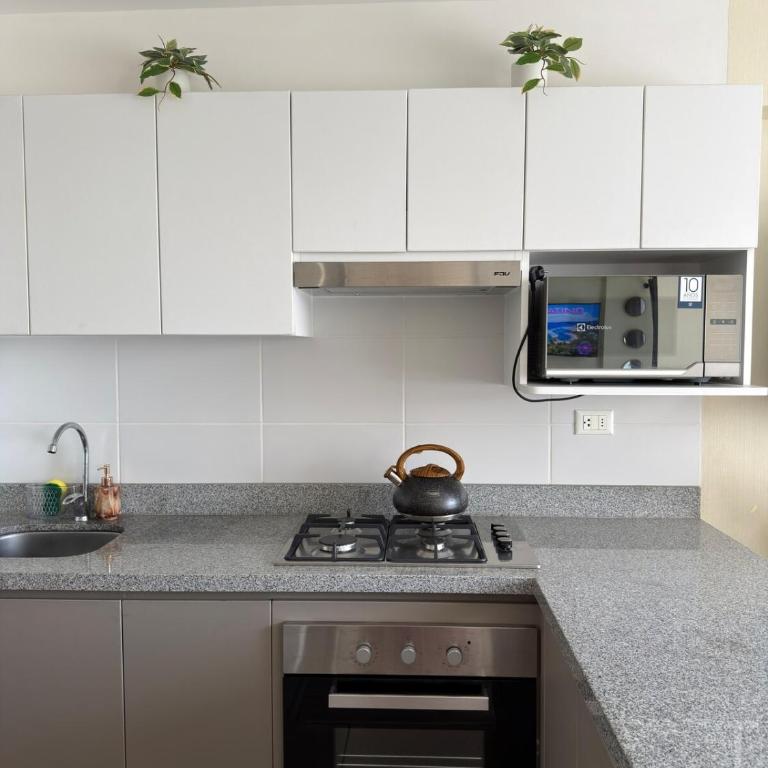 Mini Departamento Plaza San Miguel Catolica - Two-Bedroom Apartment - 14