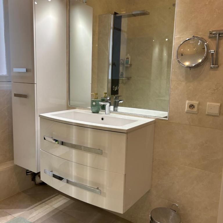 Appartement climatisé à louer à Paris Trocadéro - One-Bedroom Apartment - 11