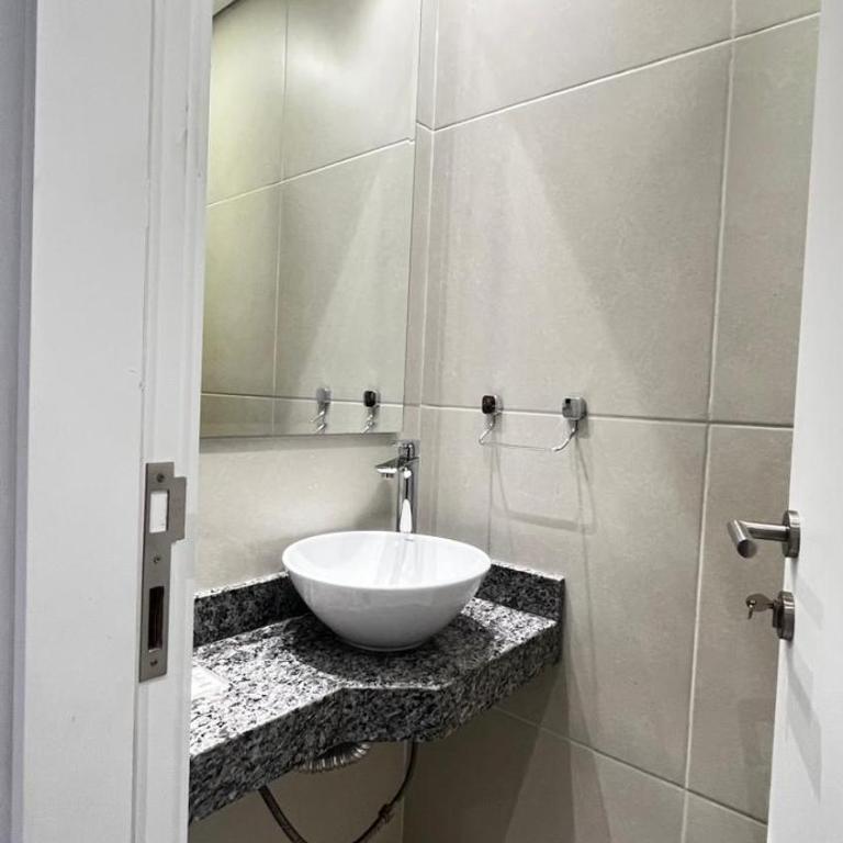 2 Dormitorios a metros del Shopping del Sol Piscina, Coworking y Piso Alto - Two-Bedroom Apartment - 12