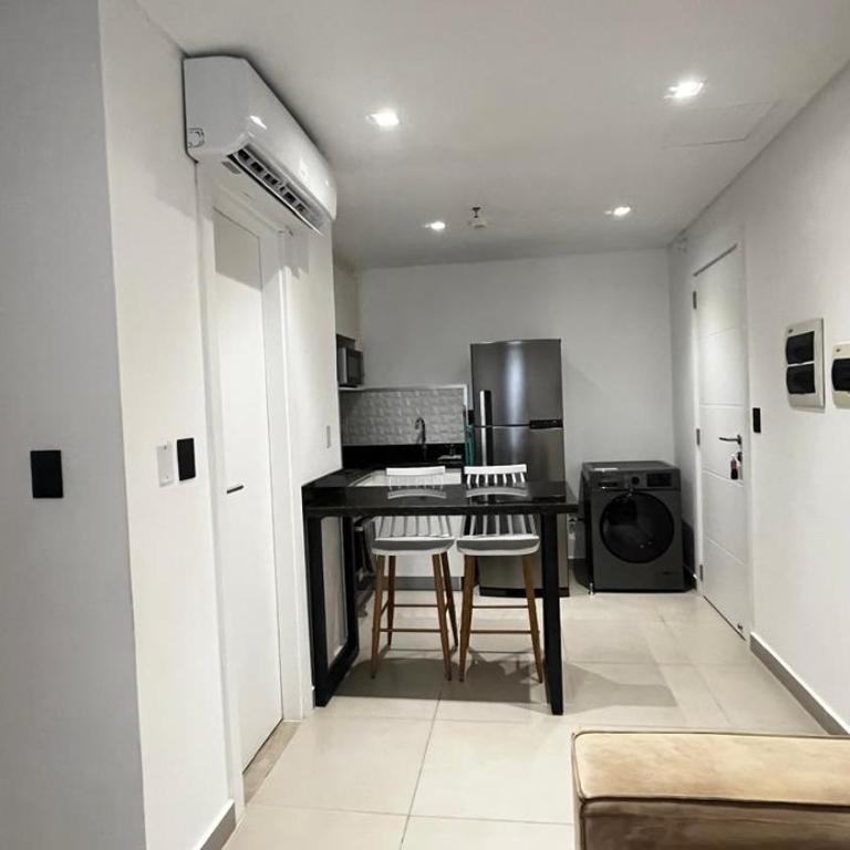 2 Dormitorios a metros del Shopping del Sol Piscina, Coworking y Piso Alto - Two-Bedroom Apartment - 10
