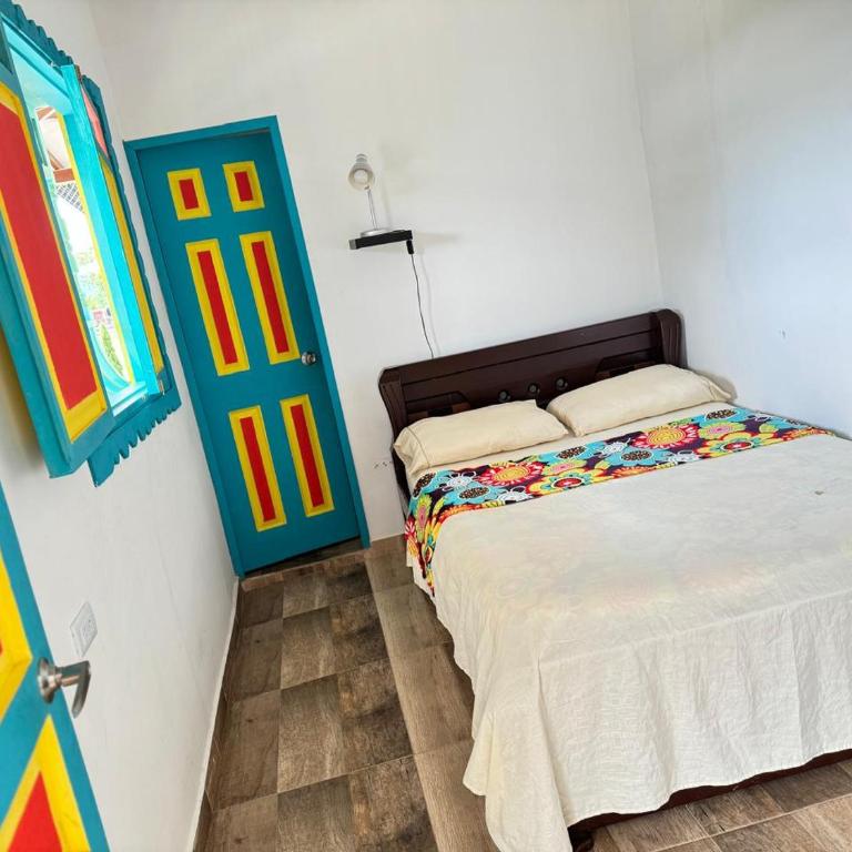 El Rincón del Sol y Luna - Habitación Compartida Mixta - 4 camas - 2