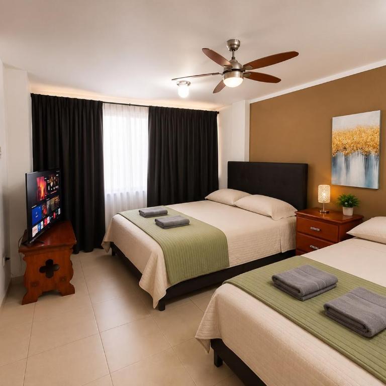 Private Guest Suite 2 Bedrooms - Ica - Superior Twin Room with City View - 2