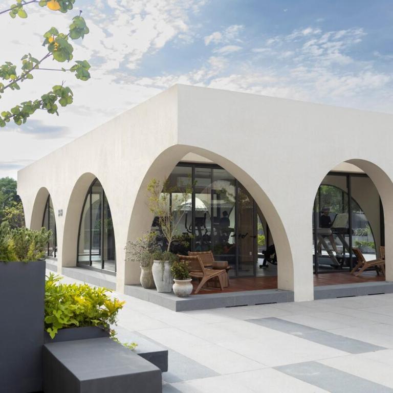 Stylish Loft in Coordenada Country - One-Bedroom Loft Apartment with One Queen Bed - 3