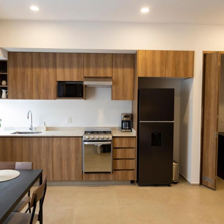 Stylish Loft in Coordenada Country - One-Bedroom Loft Apartment with One Queen Bed - 6