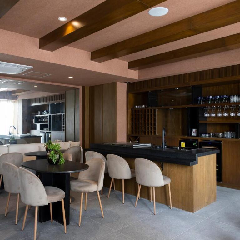 Stylish Loft in Coordenada Country - One-Bedroom Loft Apartment with One Queen Bed - 8