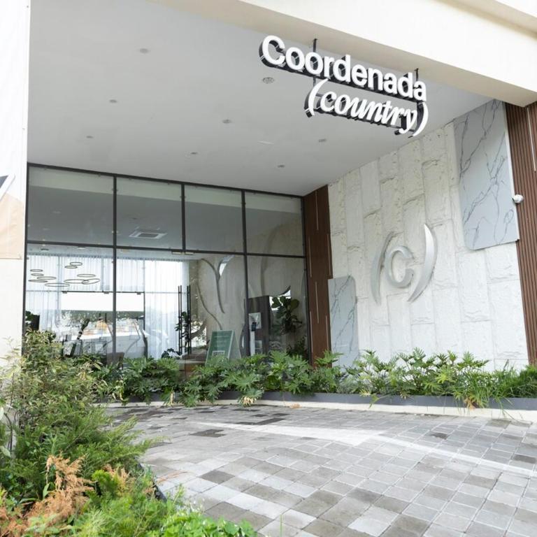 Stylish Loft in Coordenada Country - One-Bedroom Loft Apartment with One Queen Bed - 11