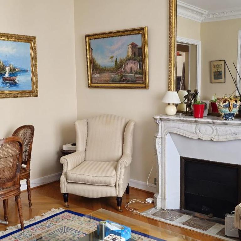 Appartement climatisé 70 m2 à Paris Trocadéro à louer en bail de mobilité - Appartement 2 Chambres - 2