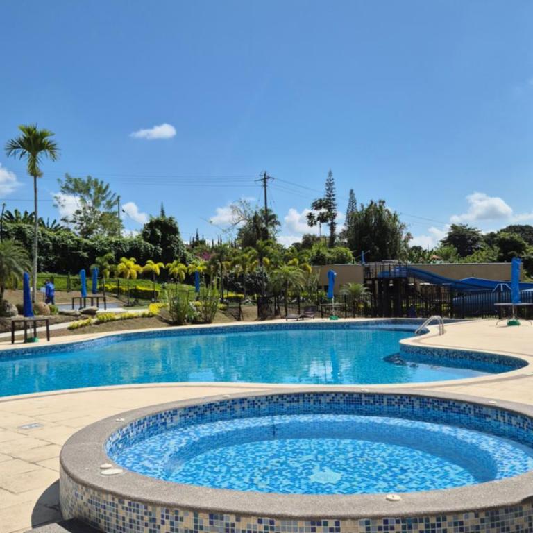 Apartamentos 2H cerca al Aeropuerto con 4 PISCINAS, Jacuzzi y Sauna by Molca Travel - Apartamento de 2 dormitorios - 26