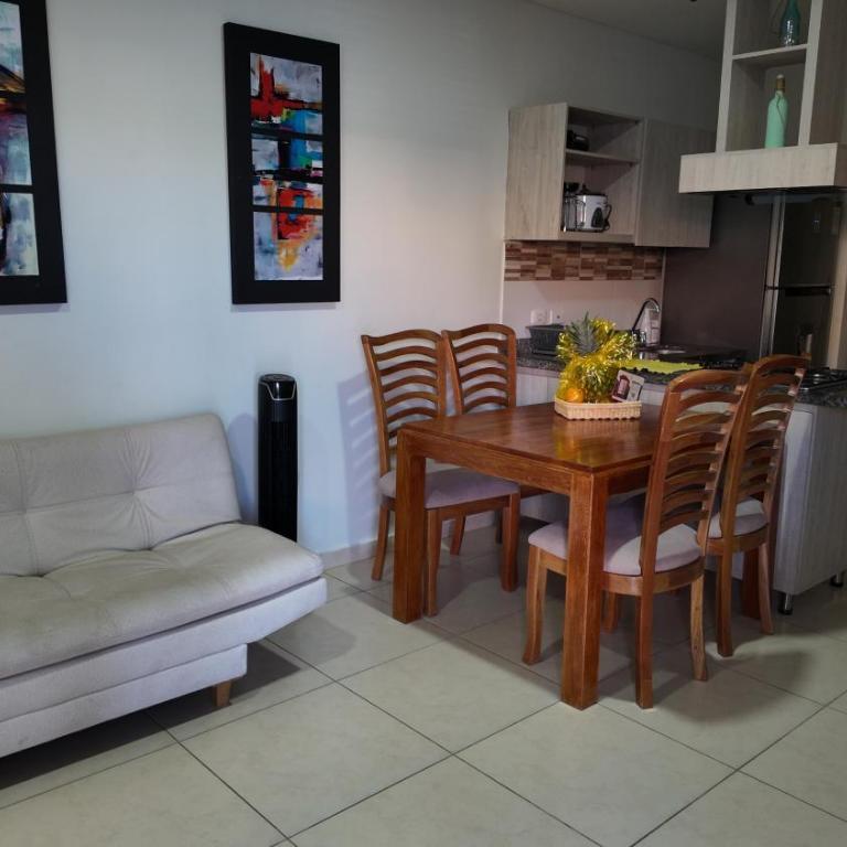 Apartamentos 2H cerca al Aeropuerto con 4 PISCINAS, Jacuzzi y Sauna by Molca Travel - Apartamento de 2 dormitorios - 18