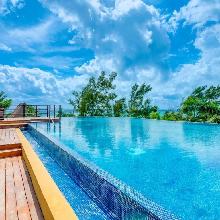 Penthouse W Private Terrace & Rooftop Pool - Two-Bedroom Apartment with Balcony - 1