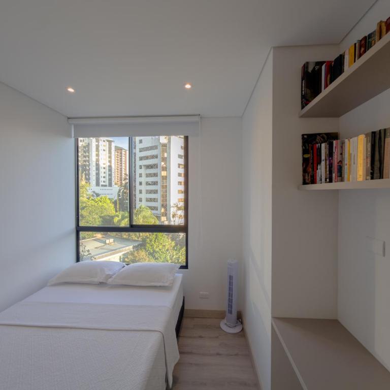 Apartment Grand by Linares El Poblado - Two-Bedroom Apartment - 14