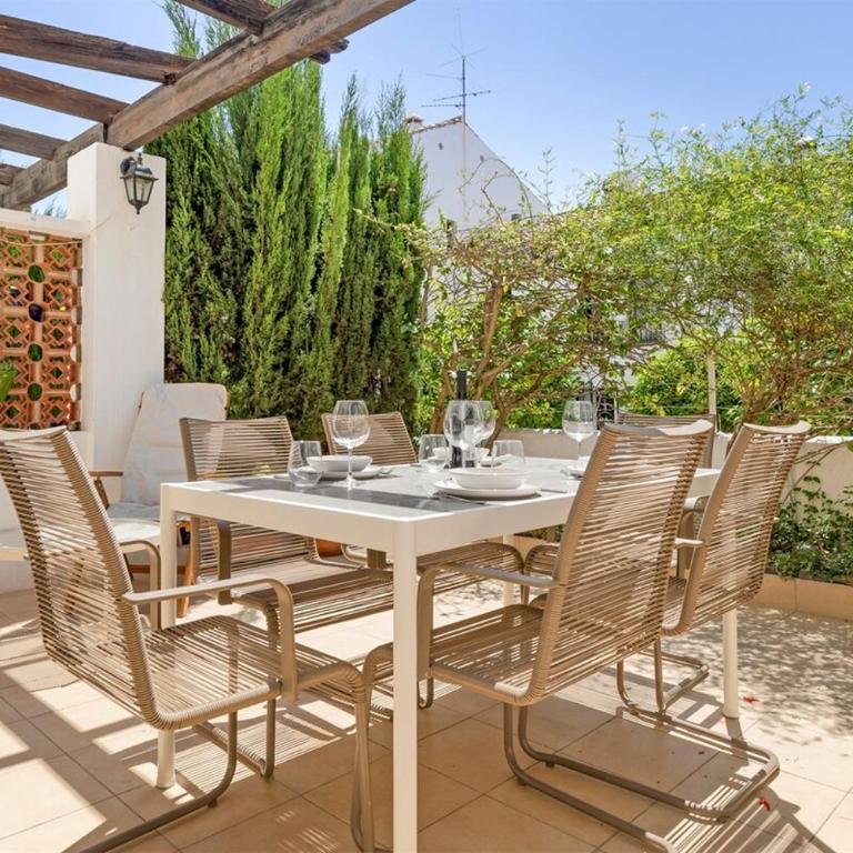 Beautiful Townhouse With Pool & Two Terraces - Casa Vacanze con 3 Camere da Letto - 1