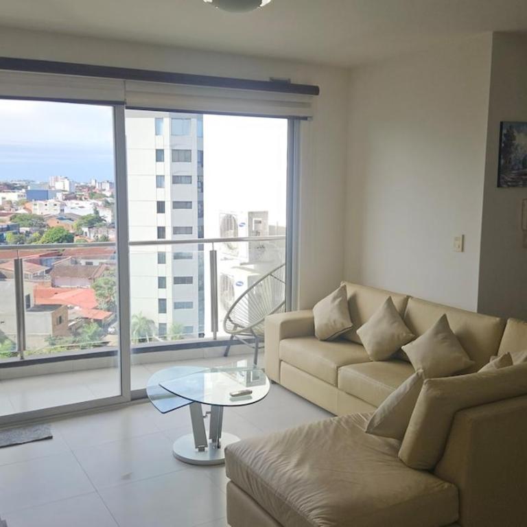 Cozy apartment with city views - One-Bedroom Apartment - 2