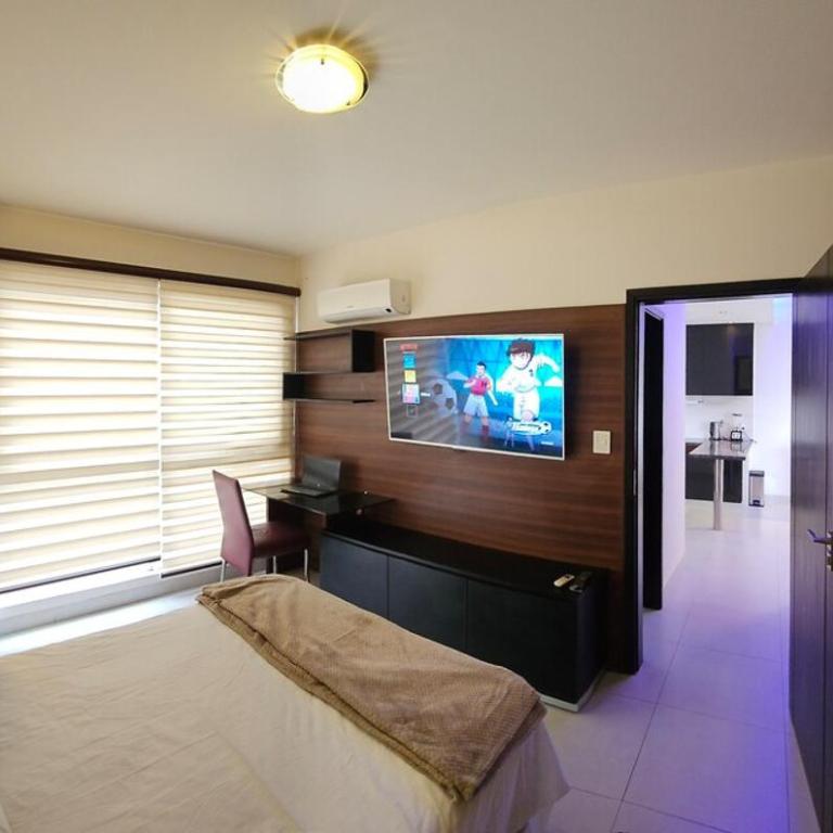 Cozy apartment with city views - One-Bedroom Apartment - 8