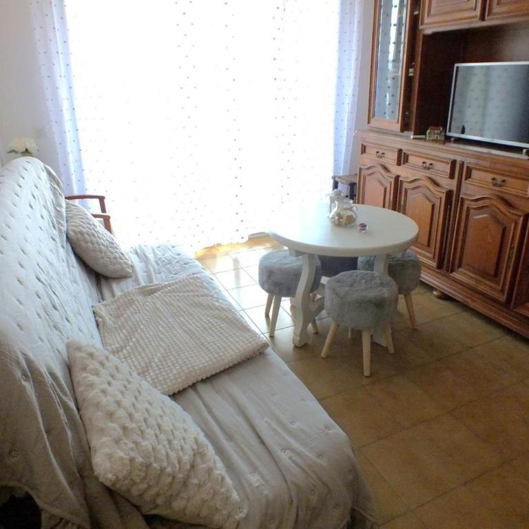 Apartamento en Empuriabrava para 4/6 personas, a 800m de la playa, con terraza y aire acondicionado - ES-204-4 - Apartment - 13