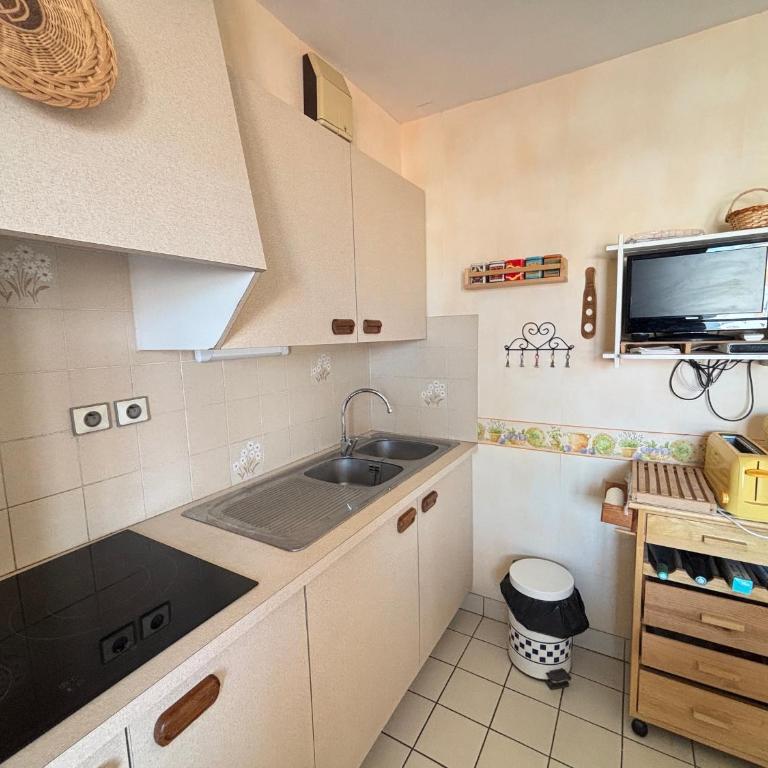 Appartement vue mer, idéalement situé - 4 pers. - FR-1-197-648 - Apartment - 10