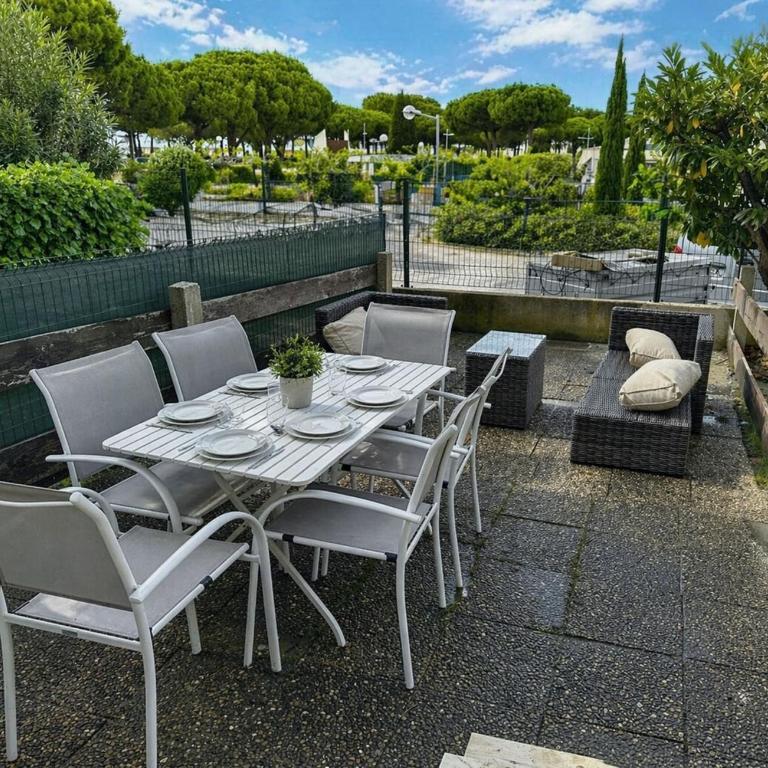 Jardins du Port B1019 Studio RDC clim loggia parking Wi-Fi piscine - Estudio - 3
