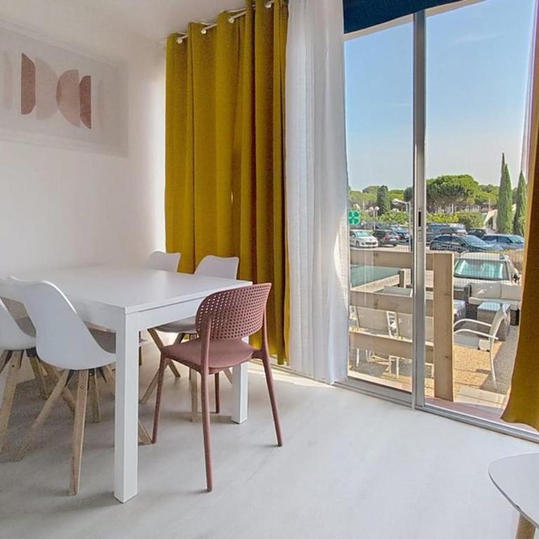 Jardins du Port B1019 Studio RDC clim loggia parking Wi-Fi piscine - Estudio - 13