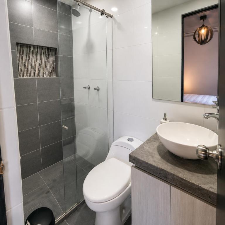Lovely Private Apto in Poblado - One-Bedroom Apartment - 10