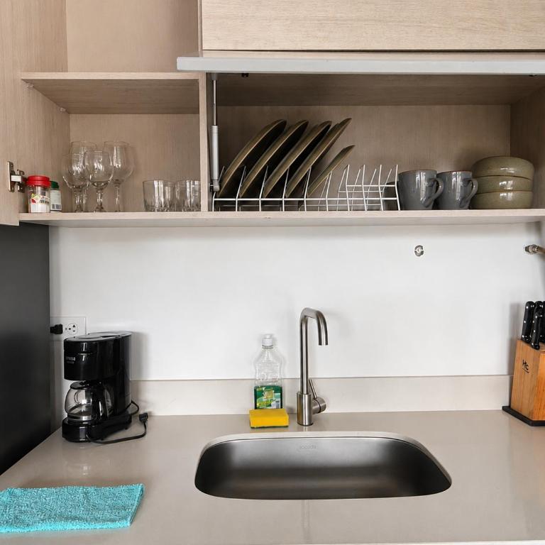 Lovely Private Apto in Poblado - One-Bedroom Apartment - 12