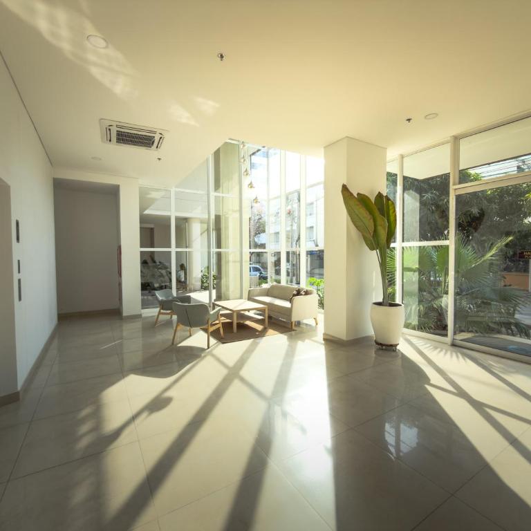 Luxury Oceanfront Suite Infinity Pool View - Three-Bedroom Apartment - 4