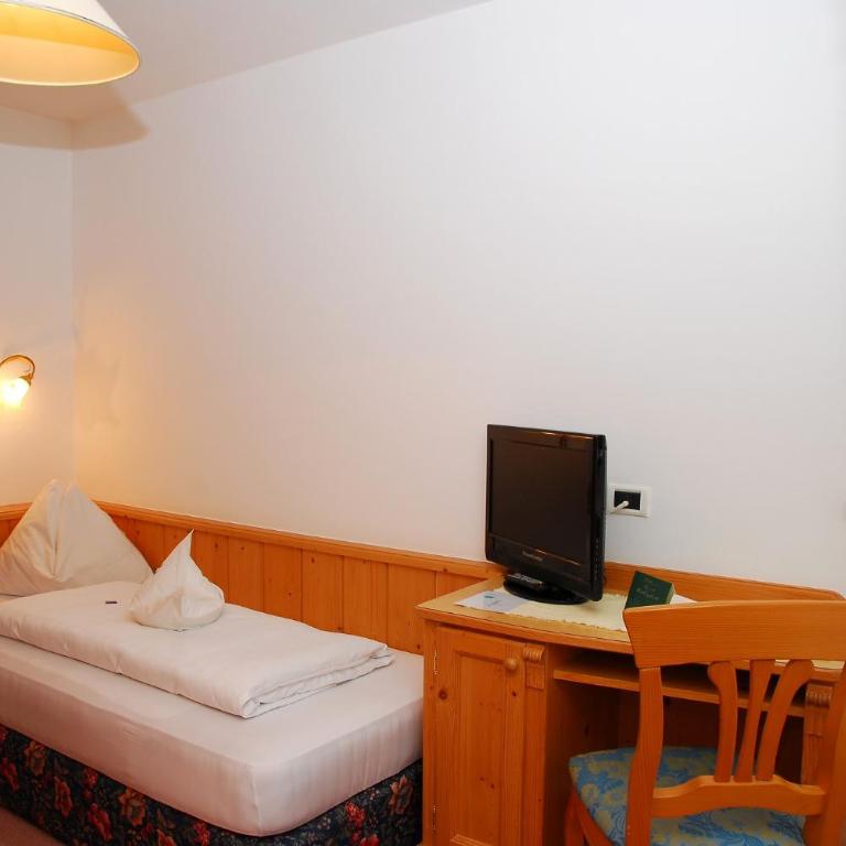 Santeshotel - Einzelzimmer mit Bergblick - 4