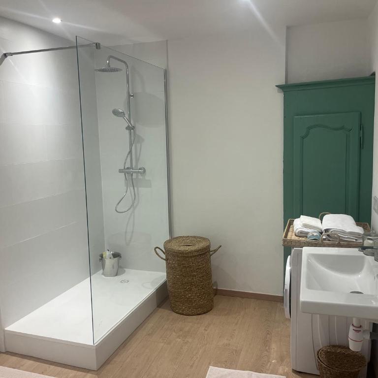 Charming flat in a Medieval village - Appartement 1 Chambre - 10