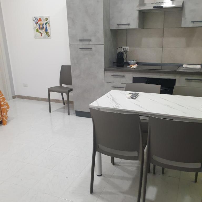 Caruso 'S House 2 - Appartamento con 2 Camere da Letto - 2