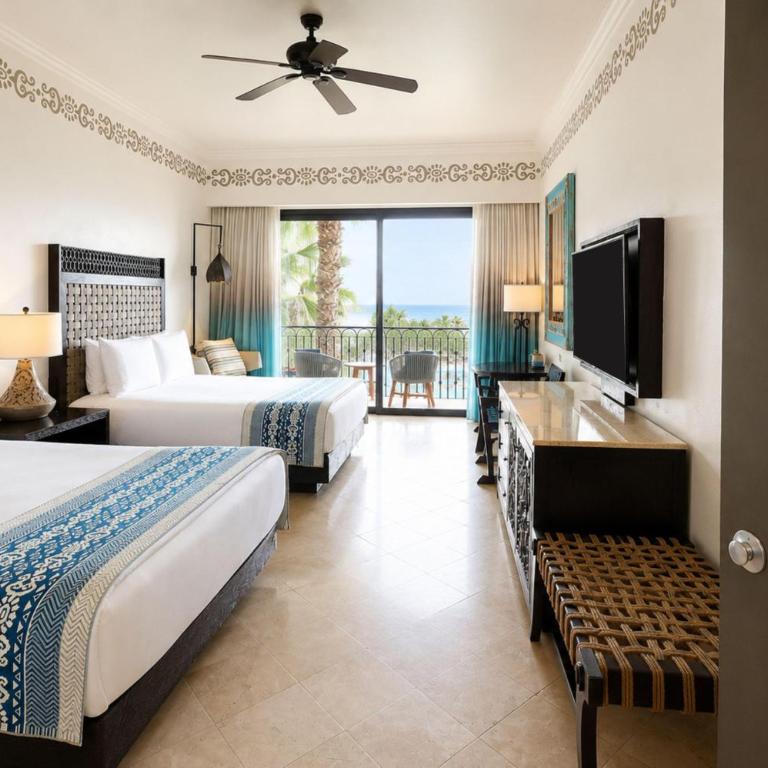 Hilton Los Cabos - Family Room with One King Bed, Two Queen Beds and Ocean View - 5