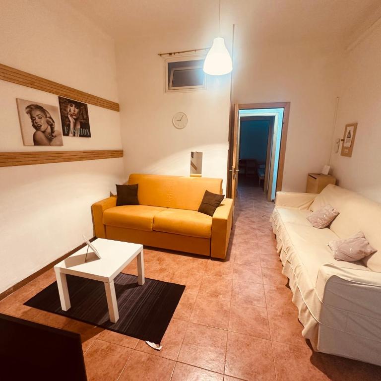 Near Center Entire 2 Bedroom Apartment - Appartamento con 2 Camere da Letto - 4