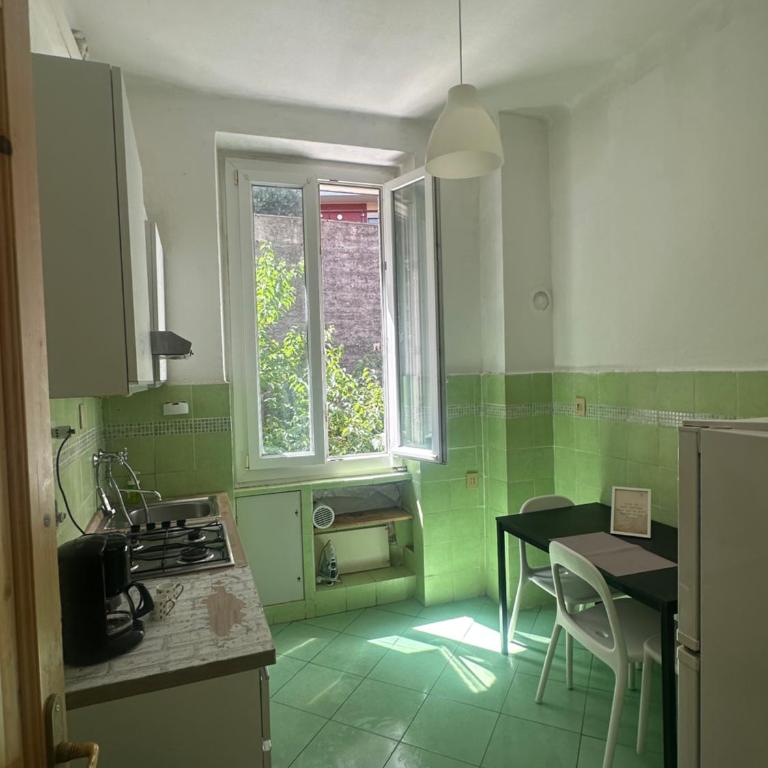 Near Center Entire 2 Bedroom Apartment - Appartamento con 2 Camere da Letto - 9