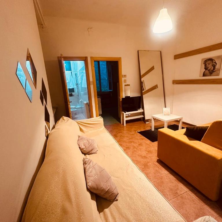 Near Center Entire 2 Bedroom Apartment - Appartamento con 2 Camere da Letto - 6