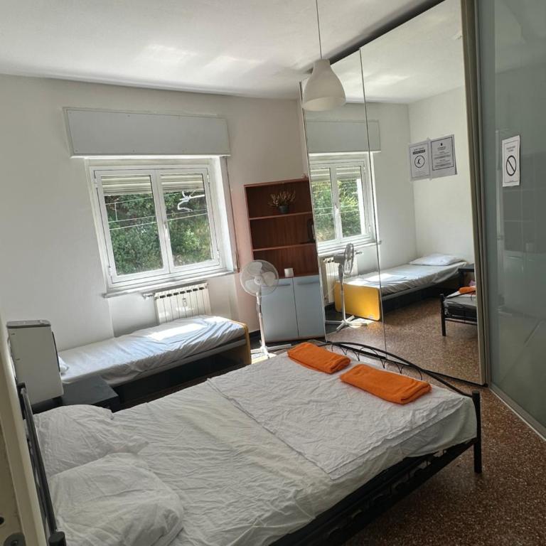 NearCity Center Reach Entire 3 Bedroom House - Appartamento con 3 Camere da Letto - 8
