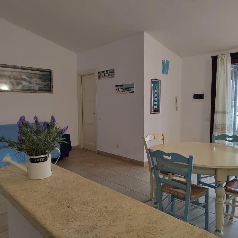 Sunny House Villasimius - Appartamento con 2 Camere da Letto - 8