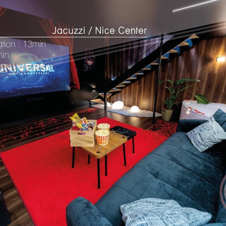 Cinéma Room - Appartement en Duplex - 1