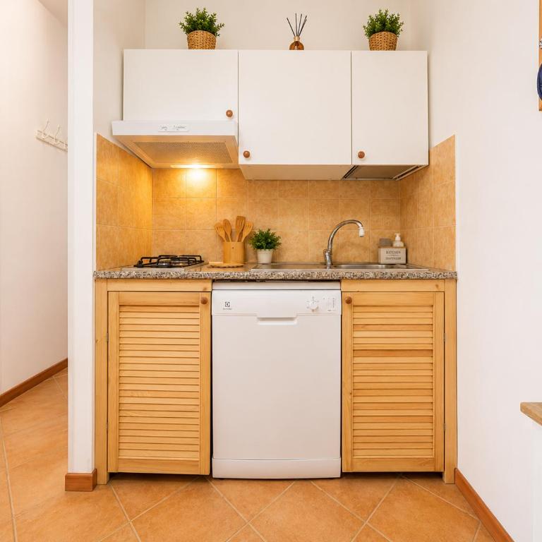 Quiet Home - Appartamento con 2 Camere da Letto e Terrazza - 21
