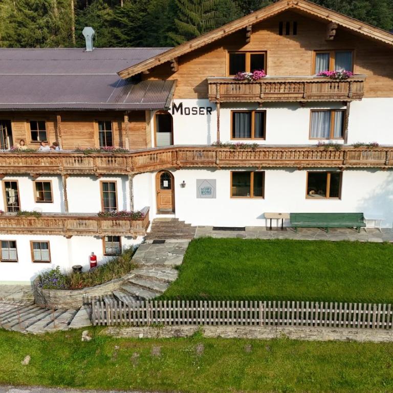 Schwüwong Sportapartments 02 - Superior Apartment mit 1 Schlafzimmer und Balkon - 2