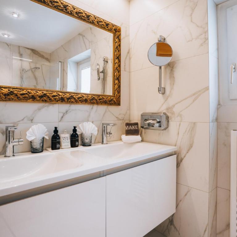 Hotel Bergwelt - Suite mit Kingsize-Bett - 1