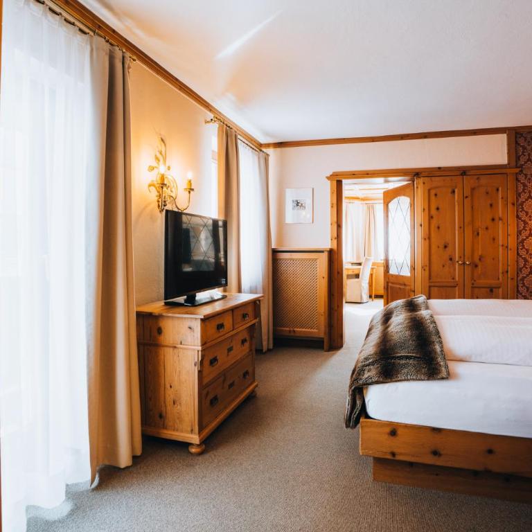 Hotel Bergwelt - Suite mit Kingsize-Bett - 4