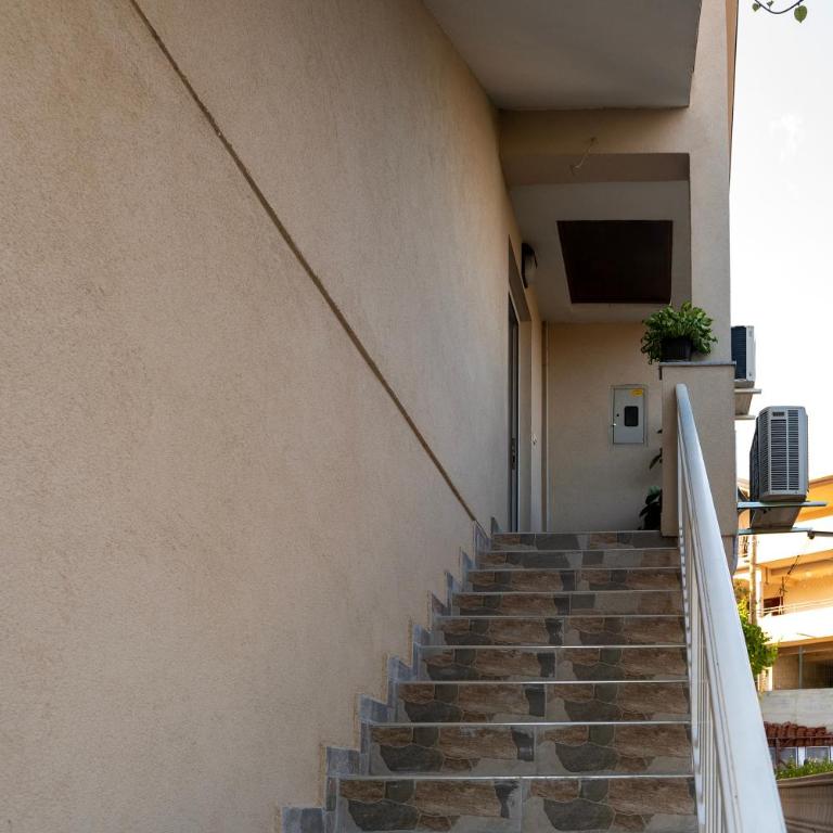 Spacious Family Apartment - 2 Bedrooms & Private Garage - Apartman sa 2 Spavaće Sobe - 17