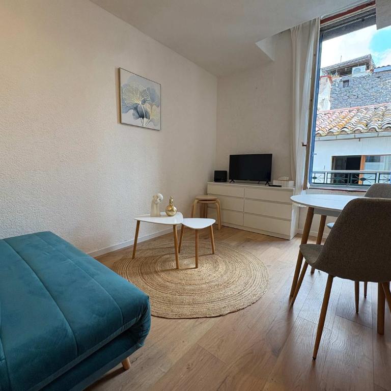 Cozy Studio Seaside Escape by the Water - Apartamento - 3