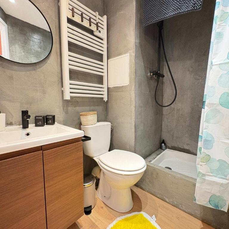 Cozy Studio Seaside Escape by the Water - Apartamento - 8