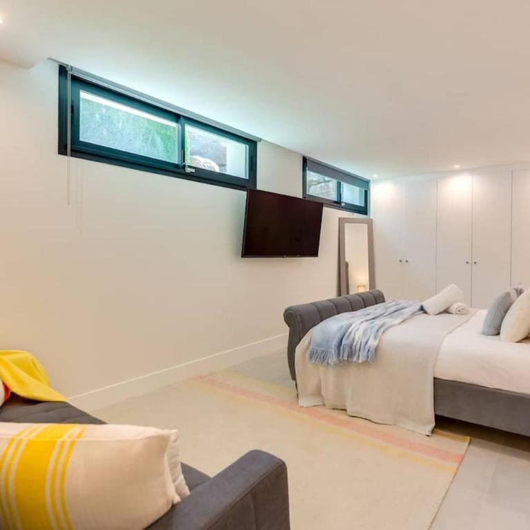 Golf-Front Villa Private Pool Sleeps 8 - Apartment - 43