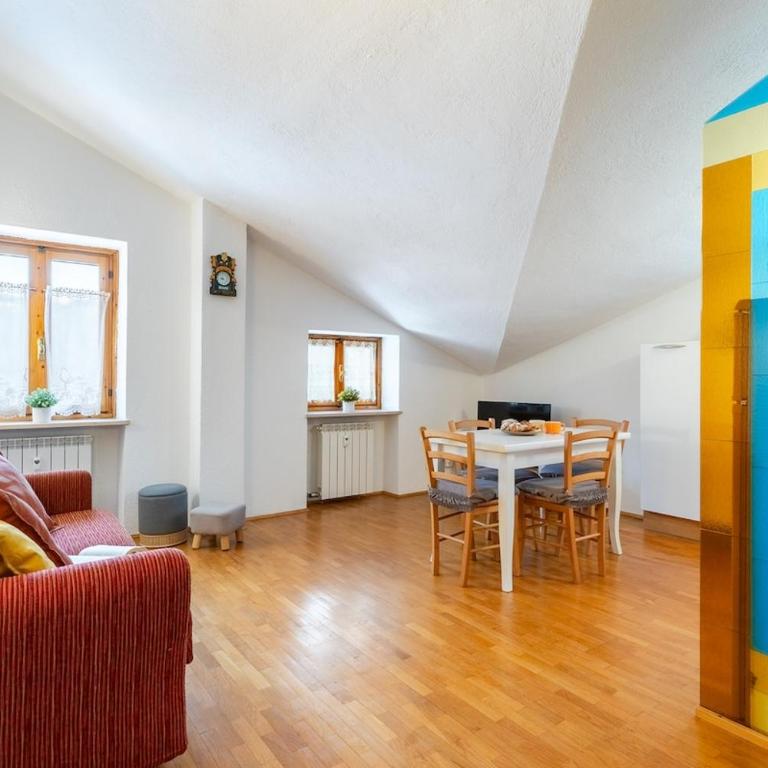 NEW! Ski Apartment - Derby, 15min Courmayeur - Appartamento con 2 Camere da Letto e con Vista Montagna - 5